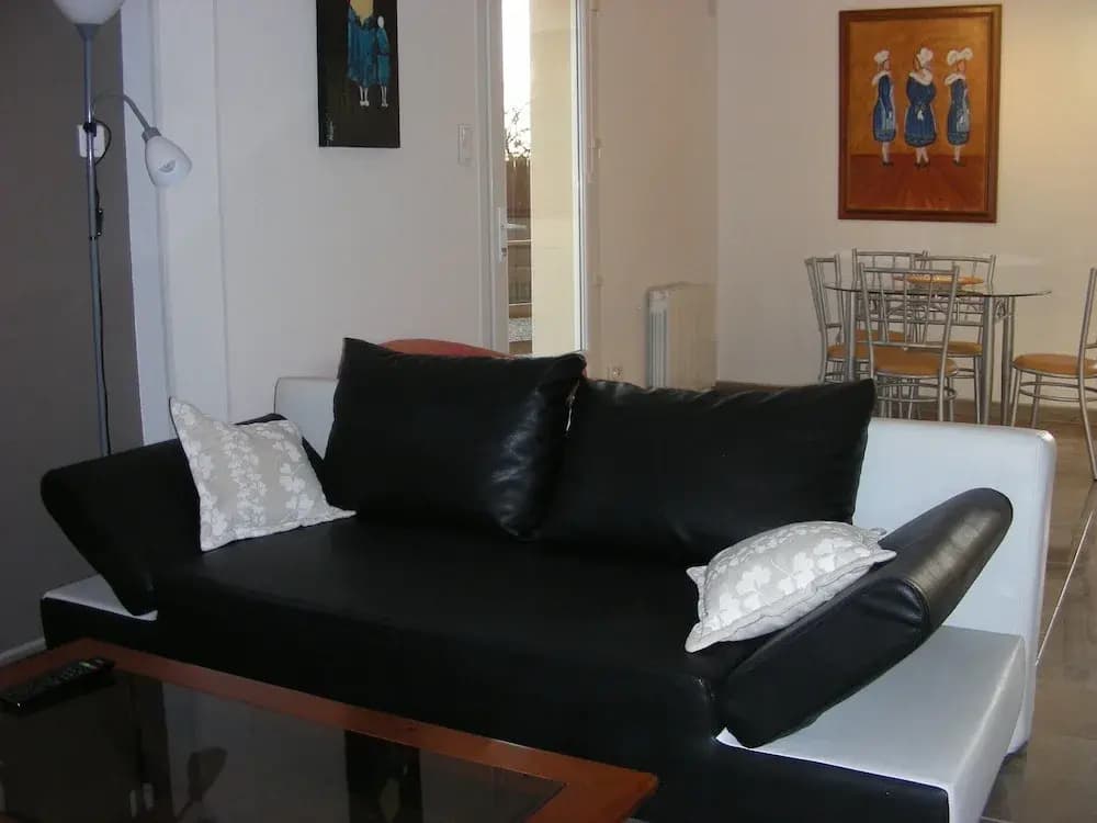 Maison tout confort 2 chambres 4 pers - Miniature 8