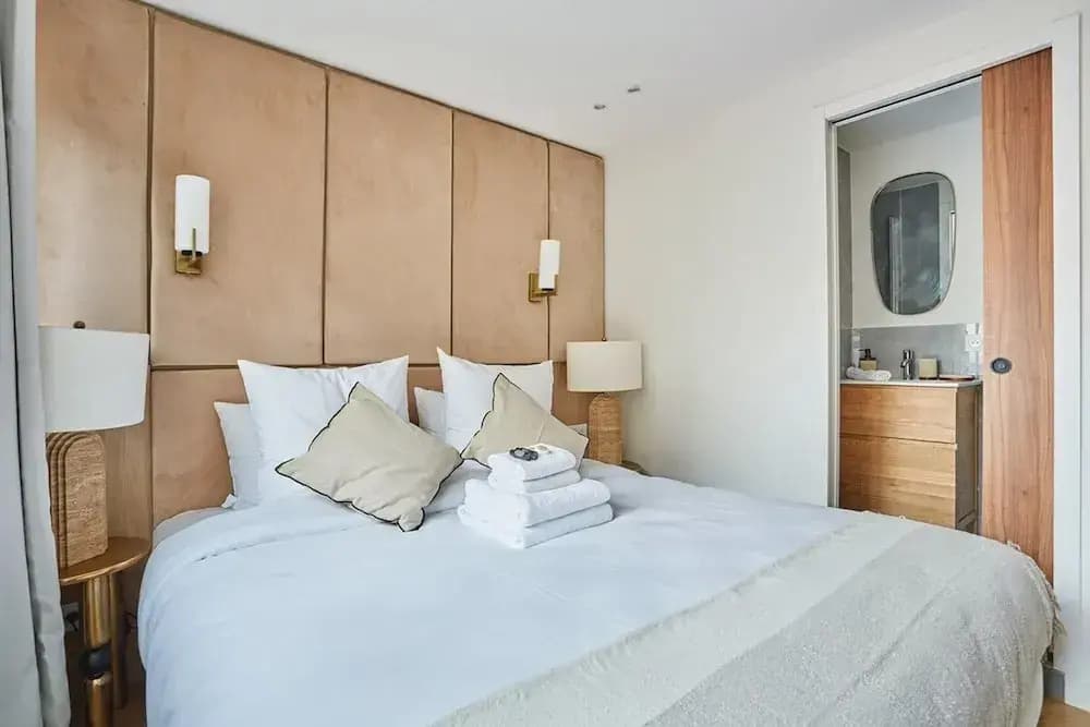 Apartment in the Center of Paris - Photo 1