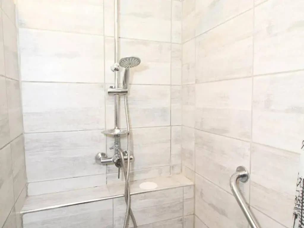Appartement Balaruc-les-Bains, 1 pièce, 2 personnes - FR-1-553-120 - Miniature 6