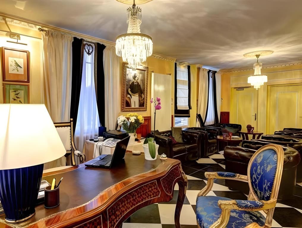 Villa Aultia Hotel - Photo 2
