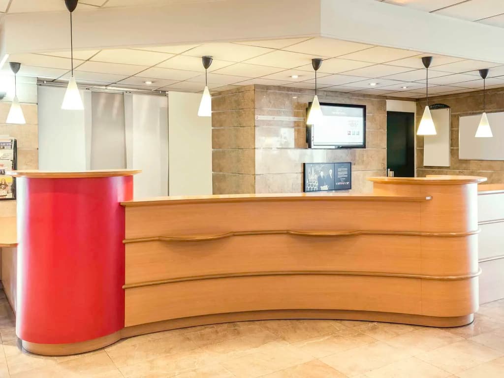 ibis Paris Porte De Bercy - Photo 2