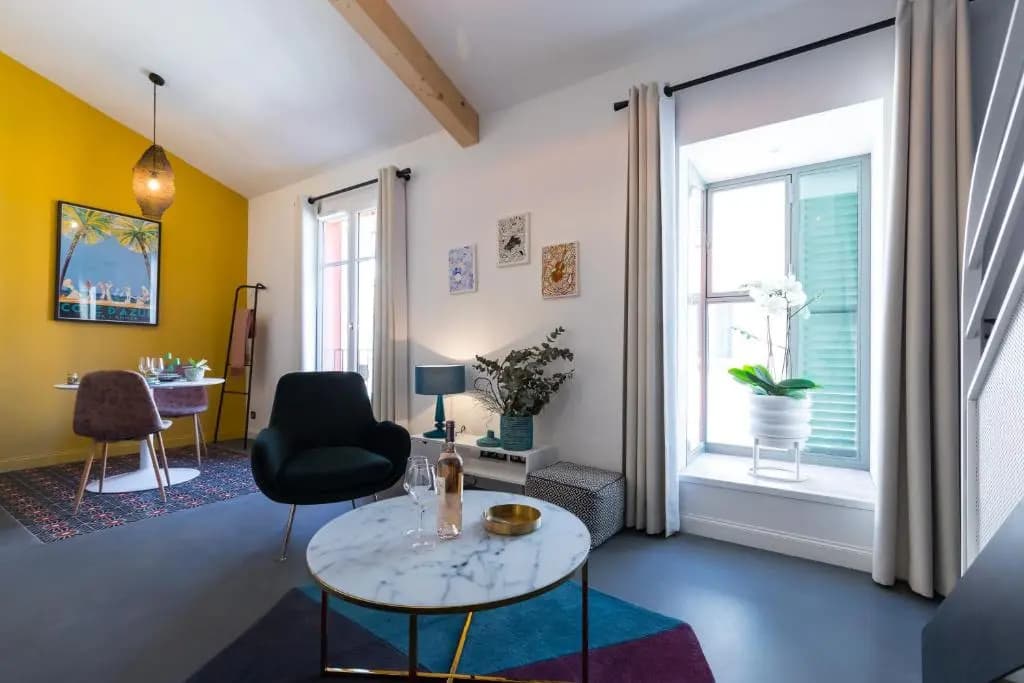 L'Abeille Boutique Apartments - Photo 5