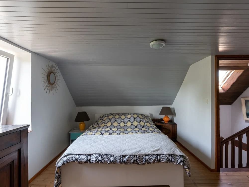 Modern Holiday Home in Plouhinec France with Sea Nearby - Photo 3