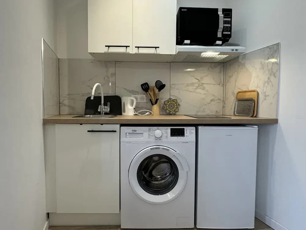 Stylish Stay in Central Le Mans - Miniature 6