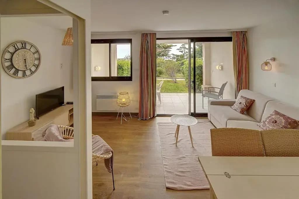 IMMOGROOM - 3 Rooms renovated - Pool - Terrace - Garden - Parking - Photo 3
