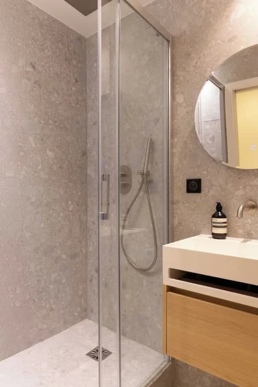 Modern Apartment -ac-1br-4p-pantheon - Miniature 7