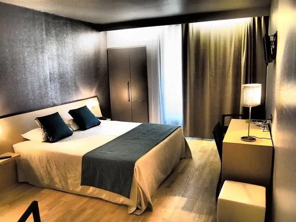 Hotel La Chaumiere - Photo 3