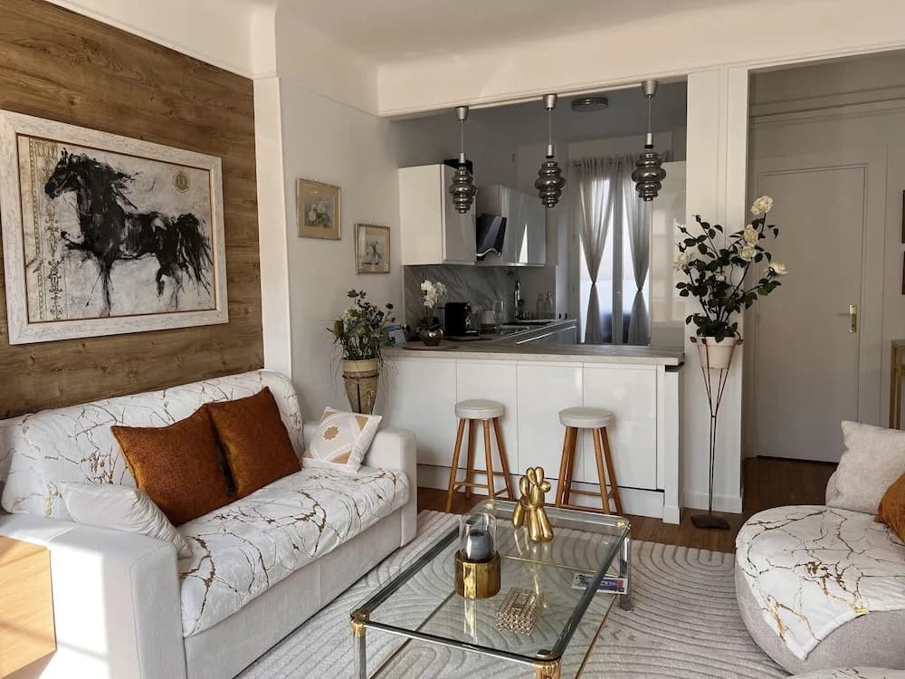 One Bedroom Apartment in Cannes Center a few Steps From the Croisette and the Martinez Hotel - 2032 - Photo 4