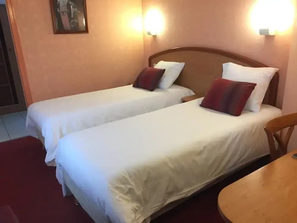 Hotel Kyriad BESANCON - Palente - Photo 3