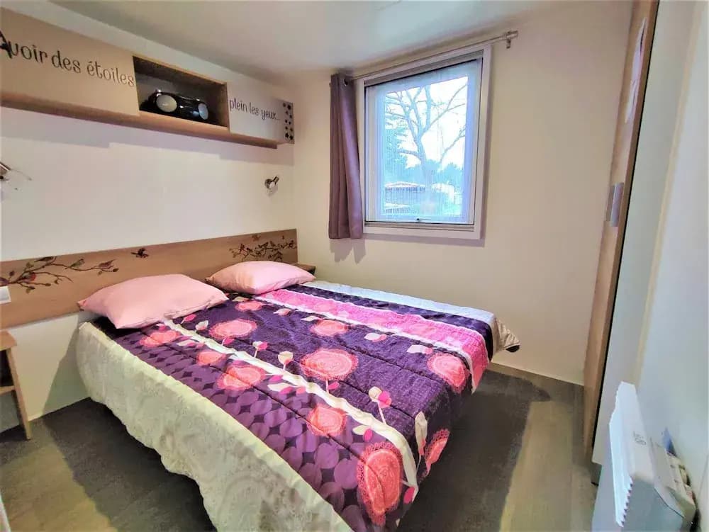 Mobil-Homes Deux Chambres - Photo 2