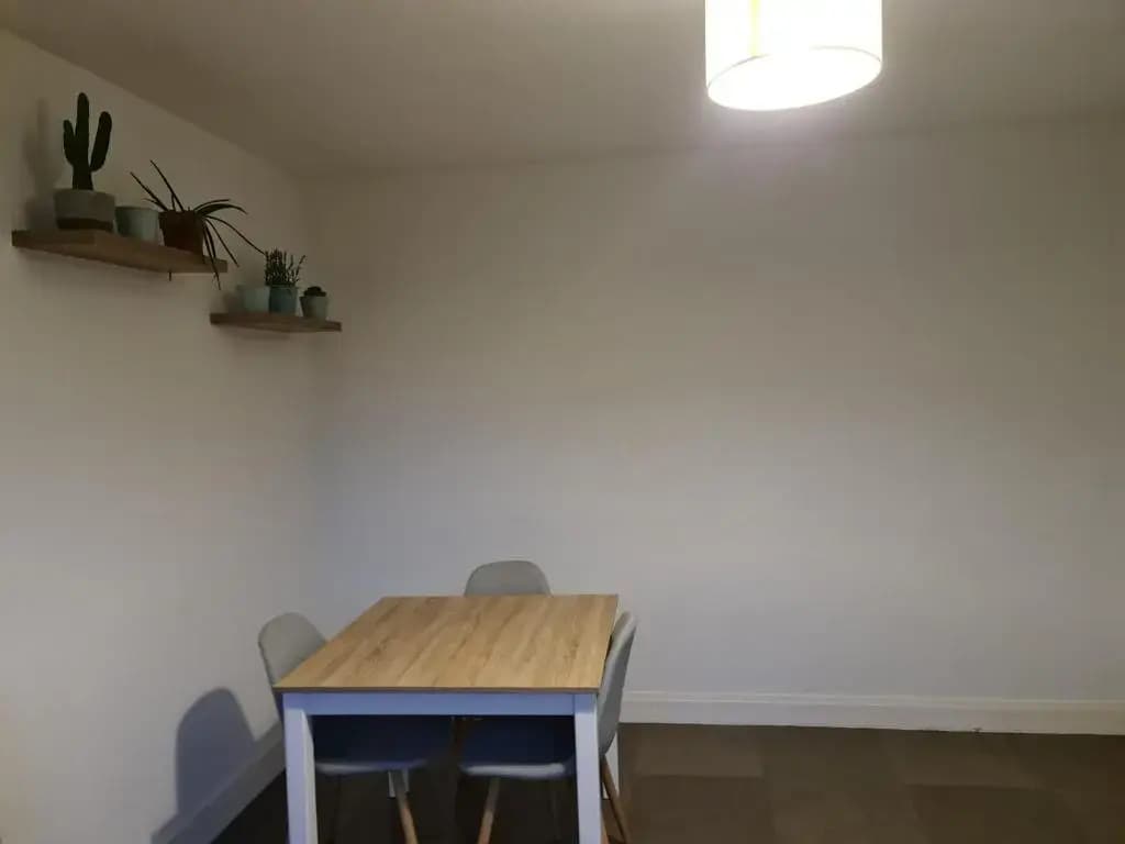 Private room in a shared apartment II - Miniature 6