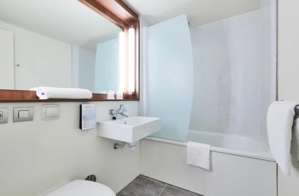 Campanile PRIME - Saint-Quentin-en-Yvelines - Miniature 8