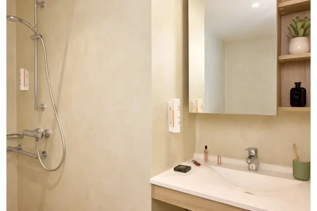 Quality Aparthotel Reims - Saint-Thomas - Miniature 8