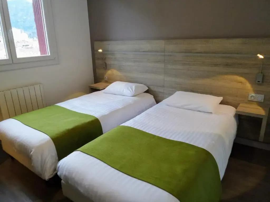 Jura Hotel - Photo 2