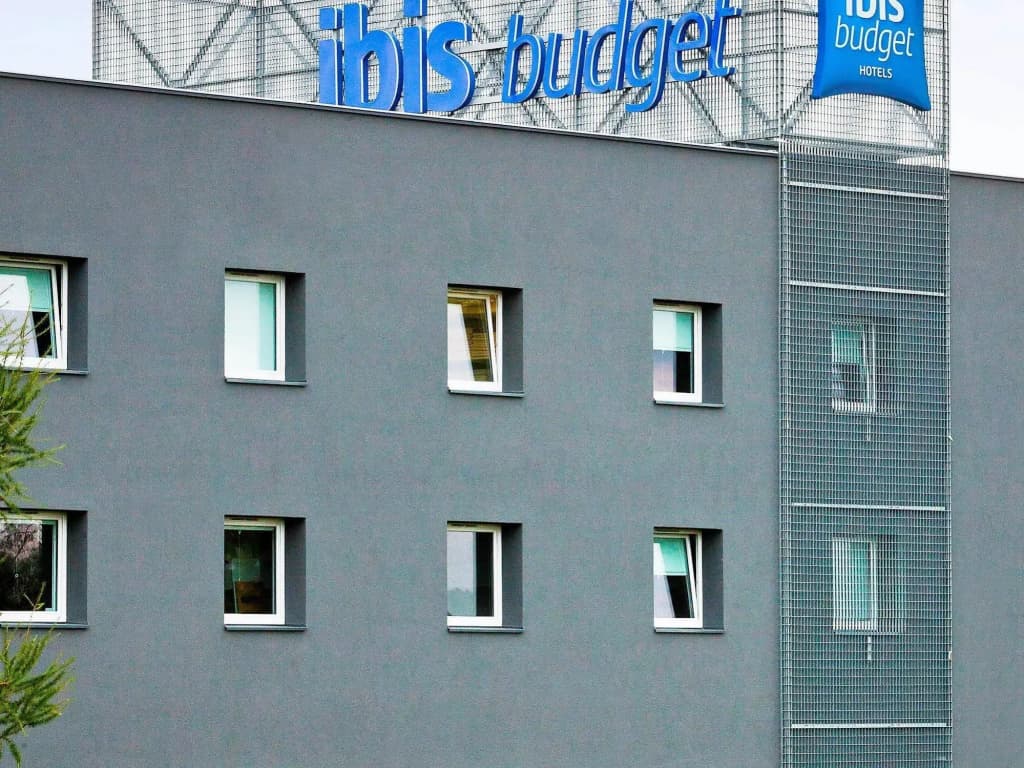 ibis budget Sarrebourg Buhl - Photo 1