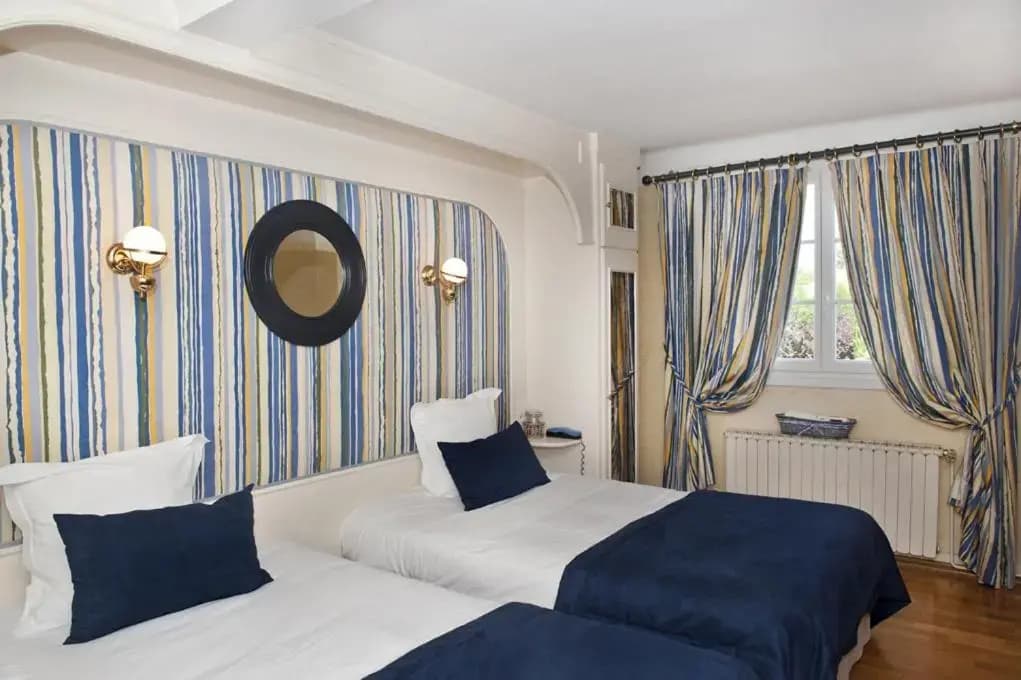 Hostellerie Bourguignonne - Photo 3