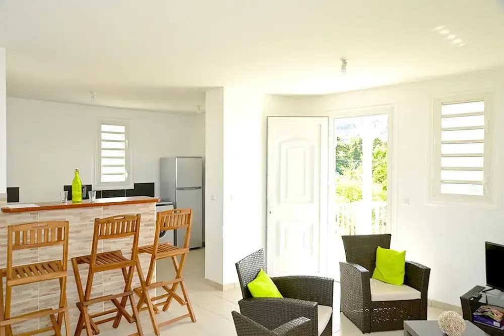 Apartment With 2 Bedrooms in Les Trois-îlets, With Wonderful Mountain - Photo 4