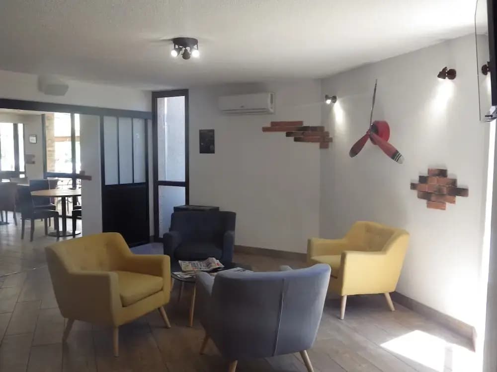 Brit Hotel Toulon - La Valette - Miniature 6
