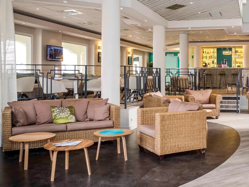 Mercure Thalasso and Spa Port Frejus - Photo 2