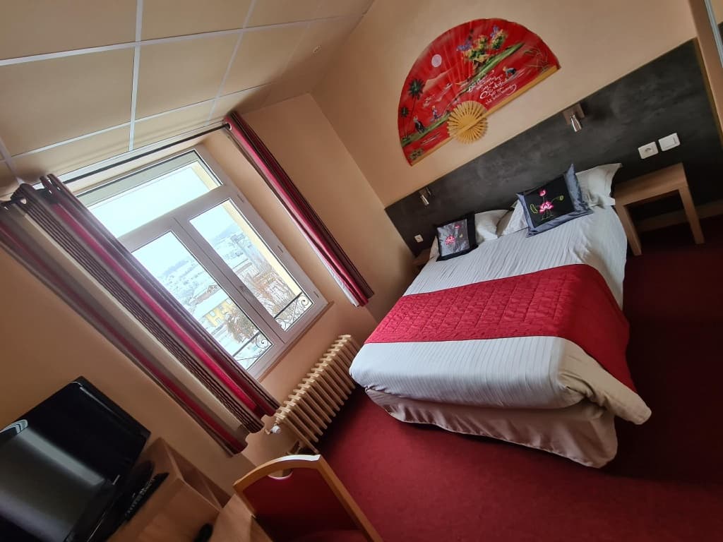 Hostellerie du Cantal - Photo 2