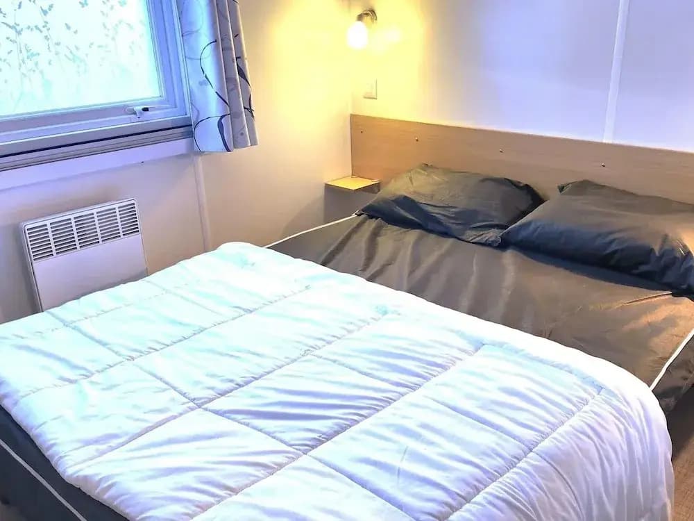 Swanky Mobile Home in Saint Jean de Monts Near Seabeach - Photo 1