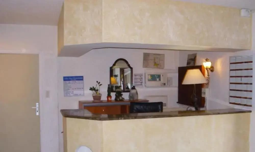 Hotel Restaurant Les Alizes - Photo 2
