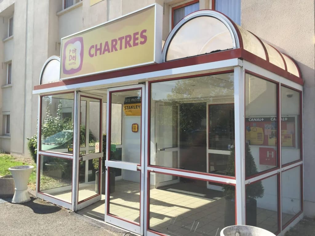greet Chartres Est - Photo 1