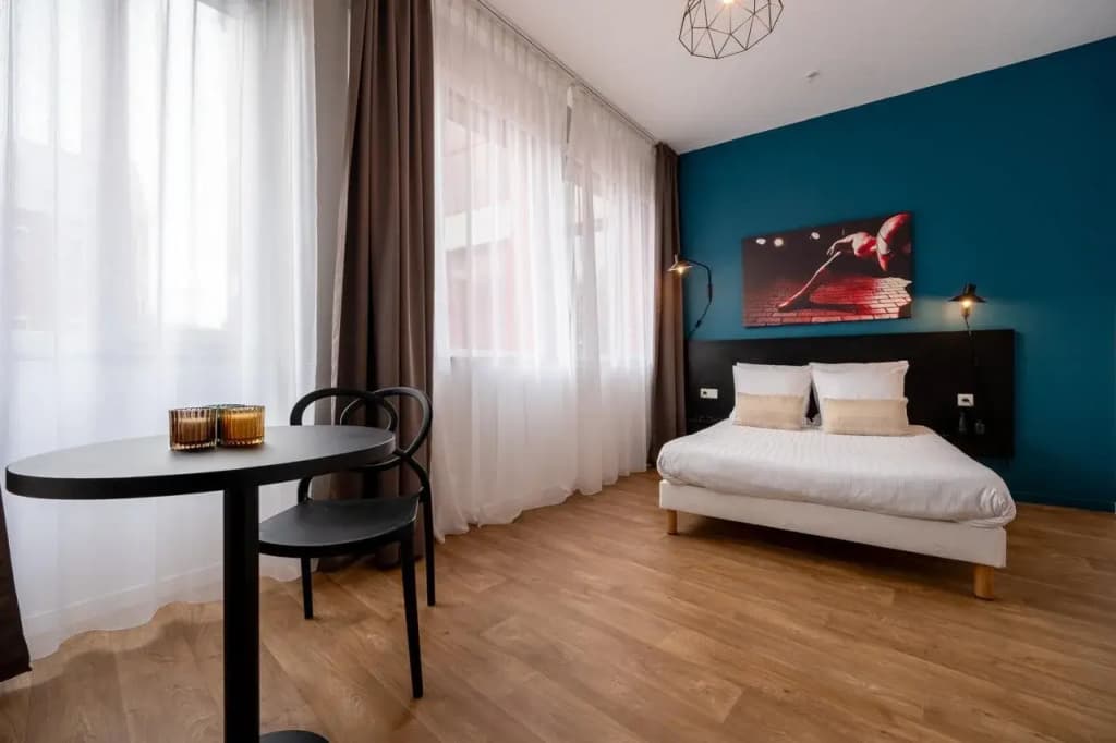 Nemea Appart Hotel Coliseum Amiens Centre - Photo 5