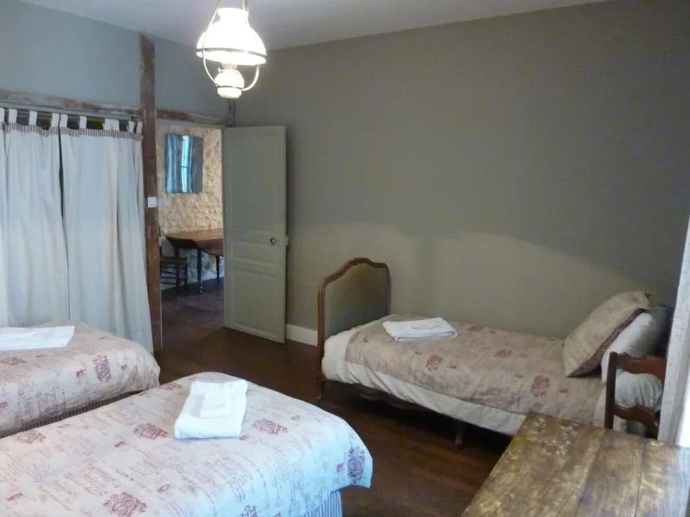 Le Logis Bed and Breakfast - Photo 4