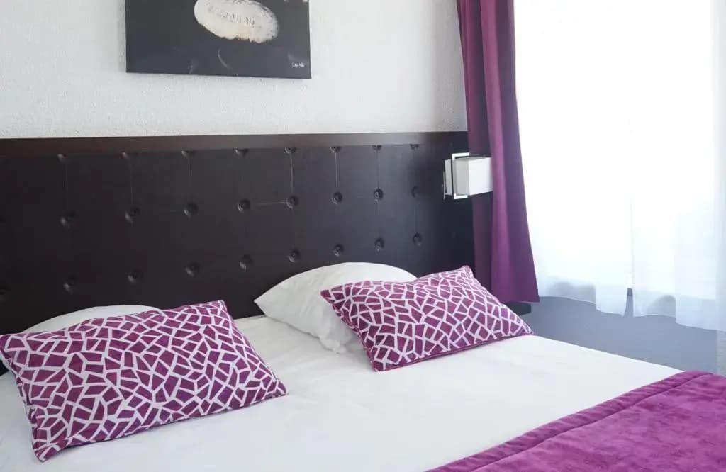 Hôtel Ambassadeur - Photo 4