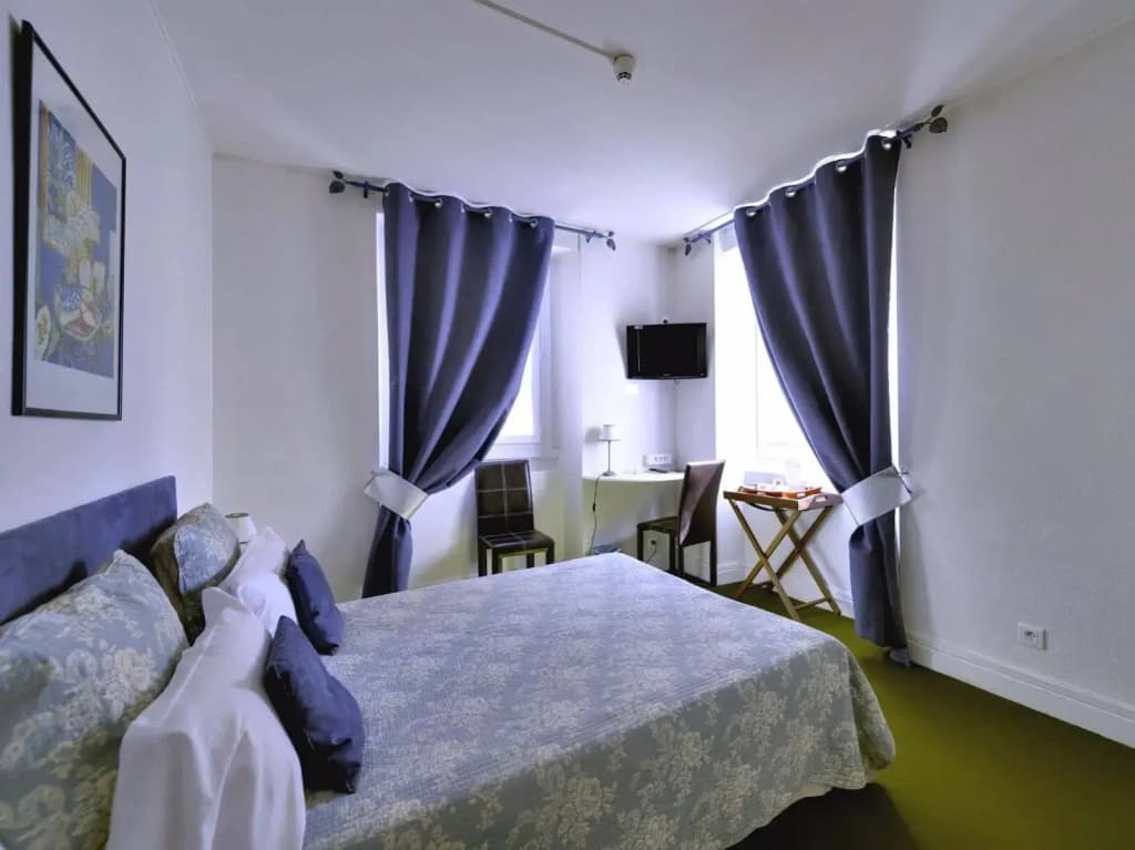 Hotel Orly - Photo 1