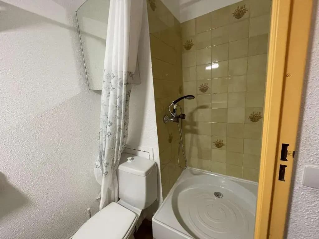 Appartement Le Grau-du-Roi, 1 pièce, 4 personnes - FR-1-250-140 - Miniature 8