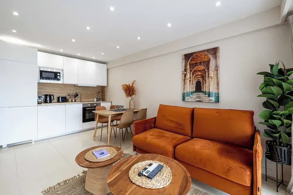 Renovated Flat 250m From the Beach - Town Centre - 2br/6p - Photo 5