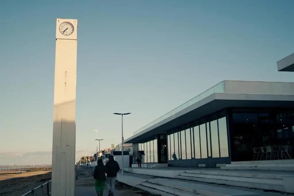 The good Luc : à 150 m de la mer place de parking - Photo 4