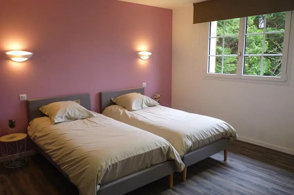 Townhouse Near Bay of Somme and Beaches - Photo 1
