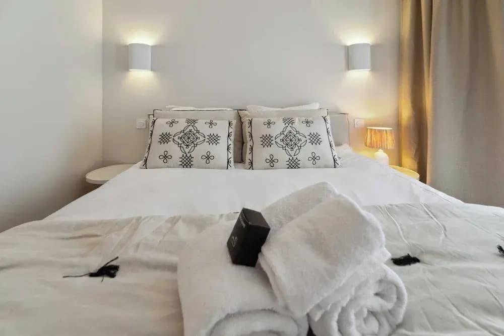 Chic 2br/4p Apartment - Saint-tropez Lices - Photo 2