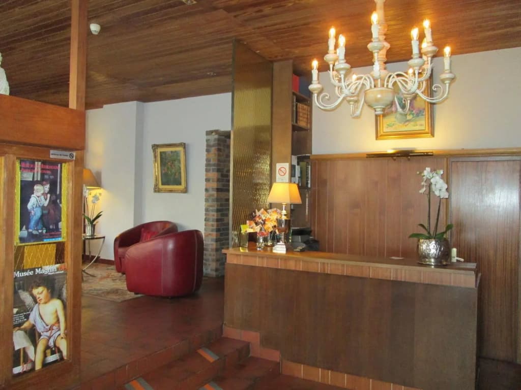 Hotel Victor Hugo - Photo 2