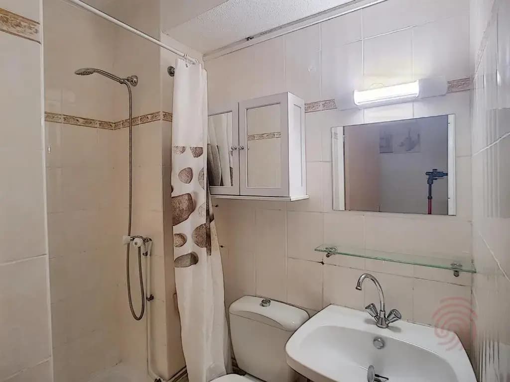 Appartement Lamalou-les-Bains, 1 pièce, 2 personnes - FR-1-451-125 - Miniature 7