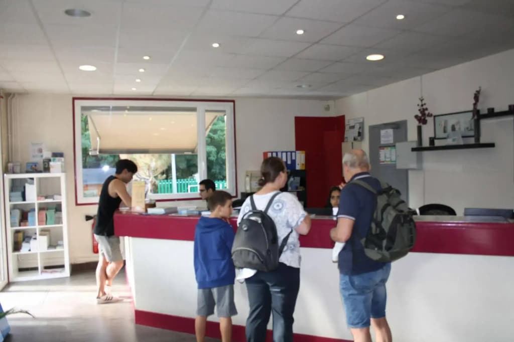 Camping Paris-Est - Miniature 8