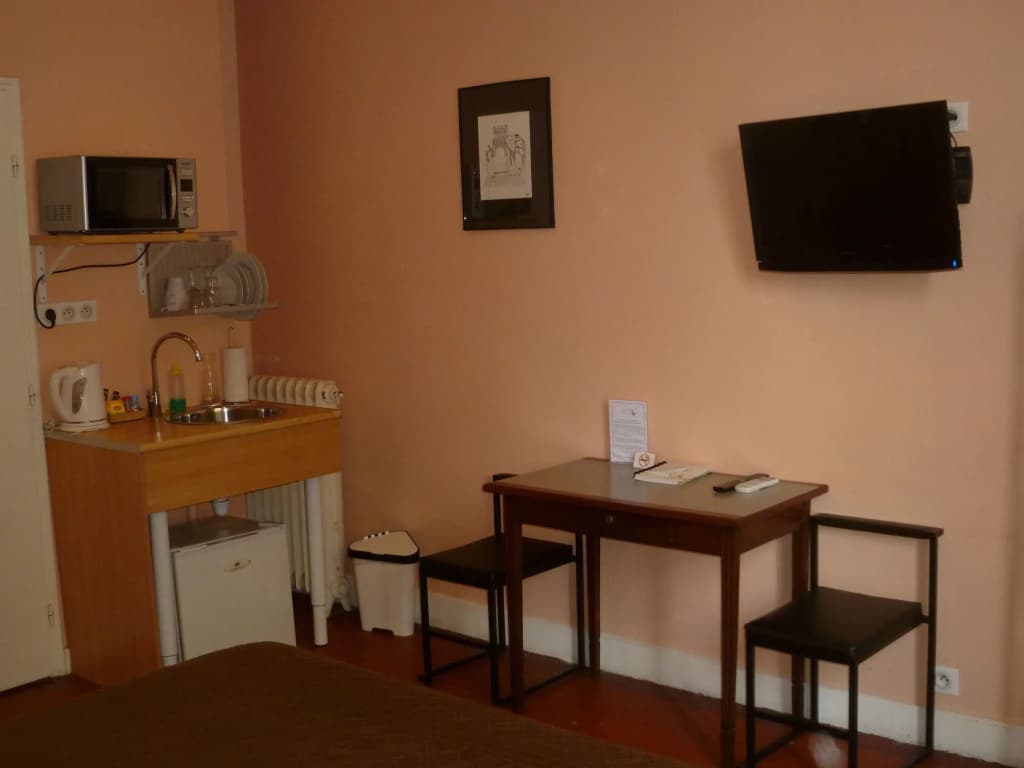 Hotel Victor Hugo - Photo 5