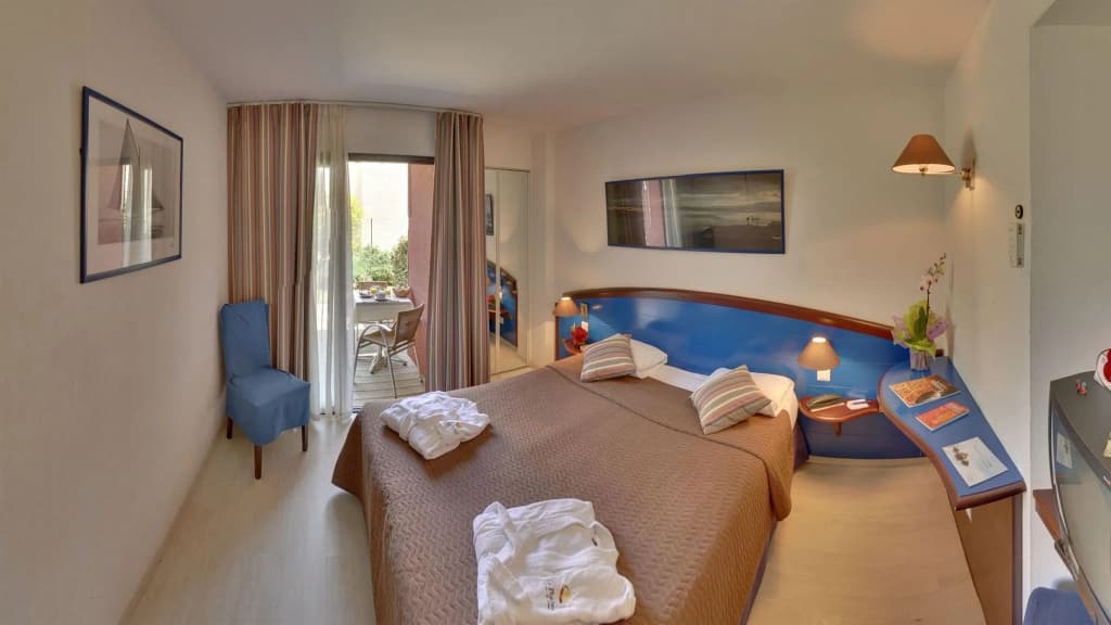 Hotel Phoebus Garden & Spa - Photo 3