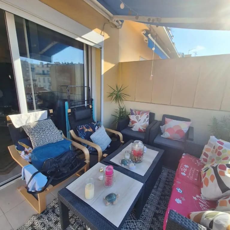 Appartement En Plein Centre De Nice - Miniature 6
