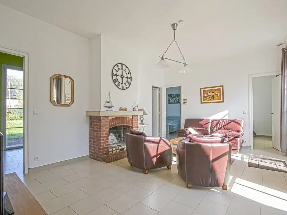 Spacious Holiday Home in Aure sur Mer With Garden - Photo 5