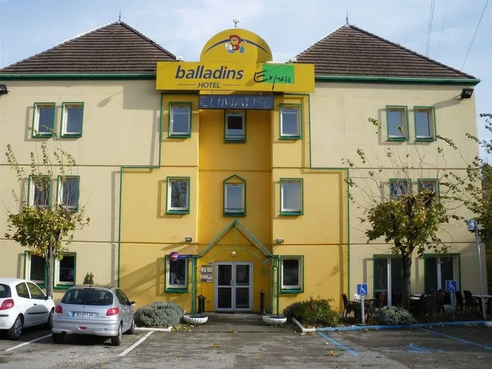 Balladins Bourg-en-bresse - Viriat - Photo 1