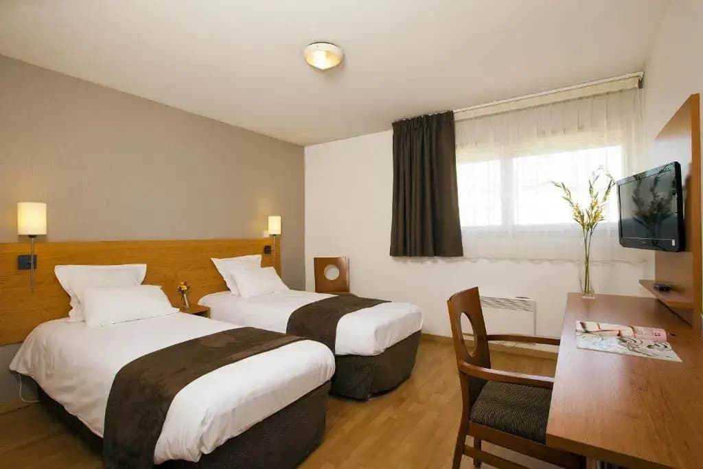 Sejours & Affaires Nantes Ducs de Bretagne - Photo 3