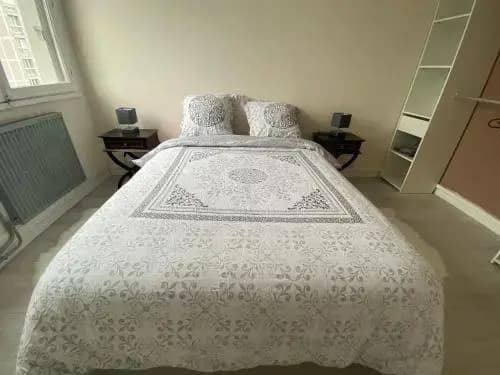 Bel Appartement Avec Parking Gratuit - Miniature 6