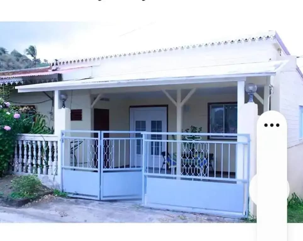 Maison de 2 chambres avec jardin clos et wifi a Le Vauclin a 6 km de la plage - Miniature 6