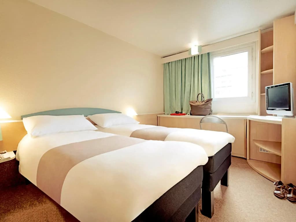 ibis Chambery - Photo 3