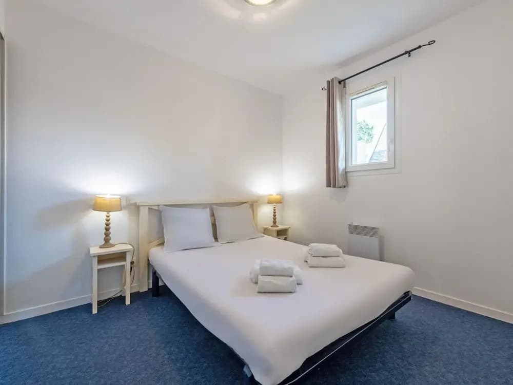 Apartment in France With Balcony & Parking - Photo 3