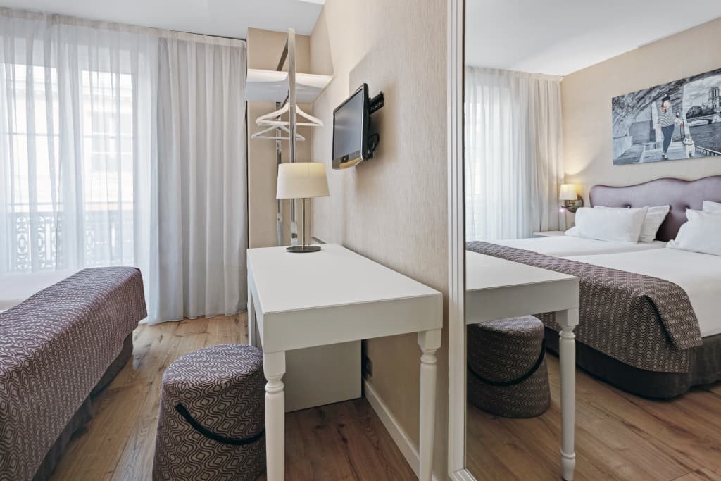 Hotel Exe Paris Centre - Miniature 7